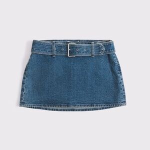 Abercrombie and Fitch Curve Love Mid Rise Belted Denim Mini Skort Medium Wash